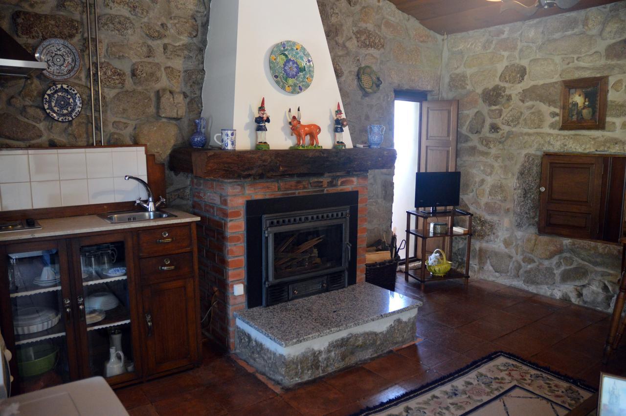 Casa Do Carvalho Villa Viatodos ภายนอก รูปภาพ