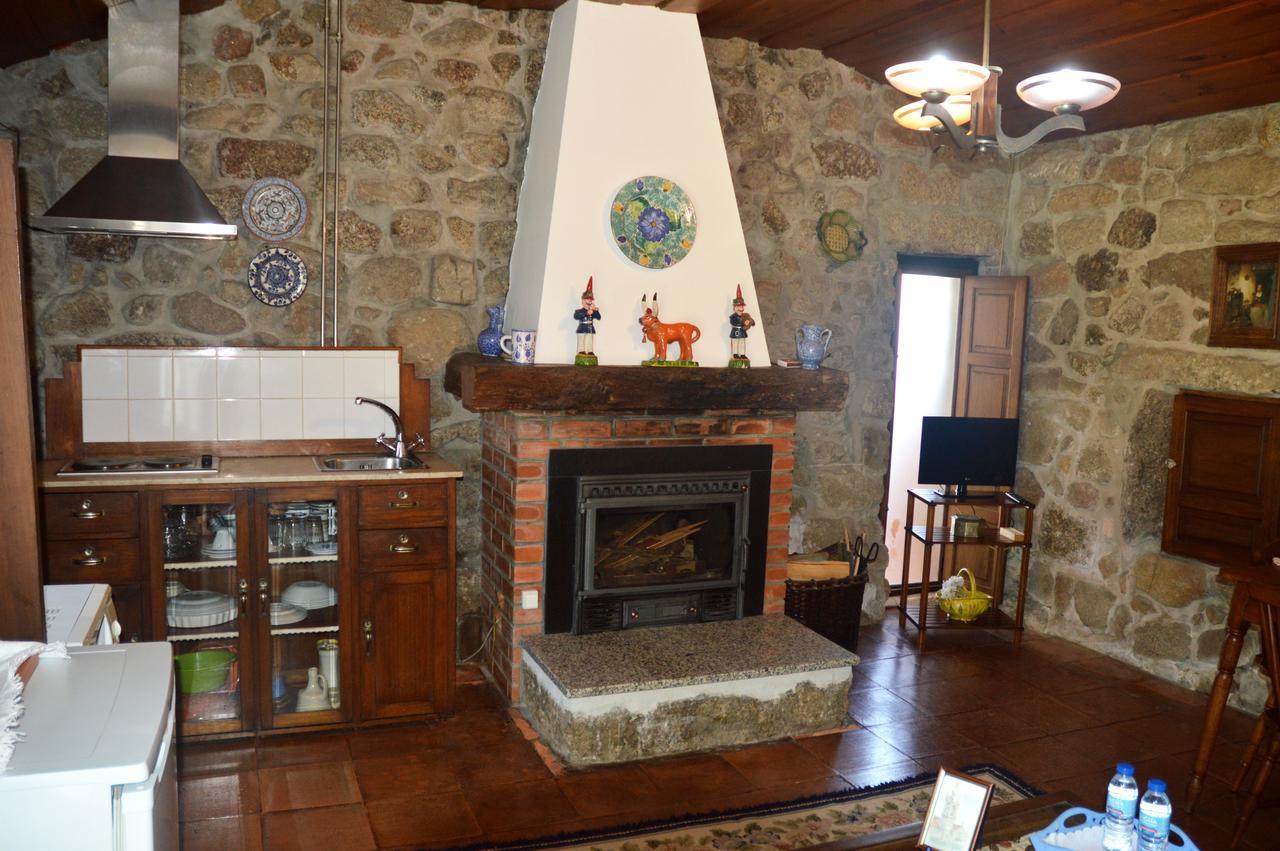 Casa Do Carvalho Villa Viatodos ภายนอก รูปภาพ