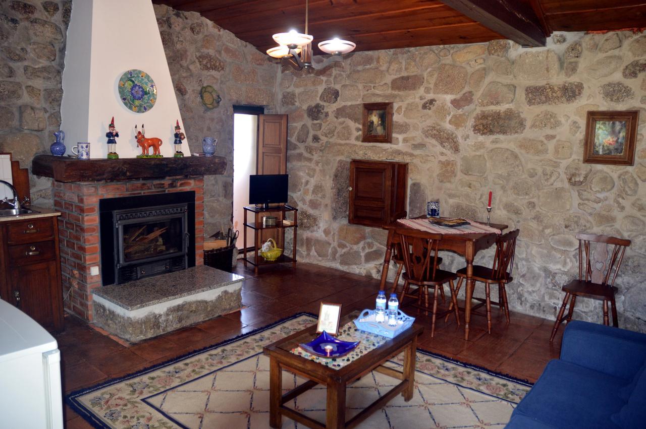 Casa Do Carvalho Villa Viatodos ภายนอก รูปภาพ